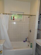 376 Washington St, Unit 1A in Somerville, MA - Building Photo - Building Photo