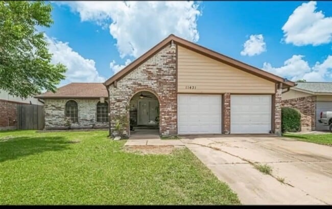 11431 Grapewood Dr