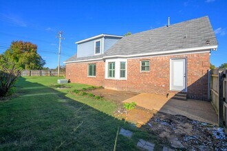 3753 Oakmoor Ct in Bartlett, TN - Building Photo - Building Photo