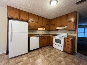 280-290 Chase Dr in Fayetteville, GA - Building Photo - Building Photo