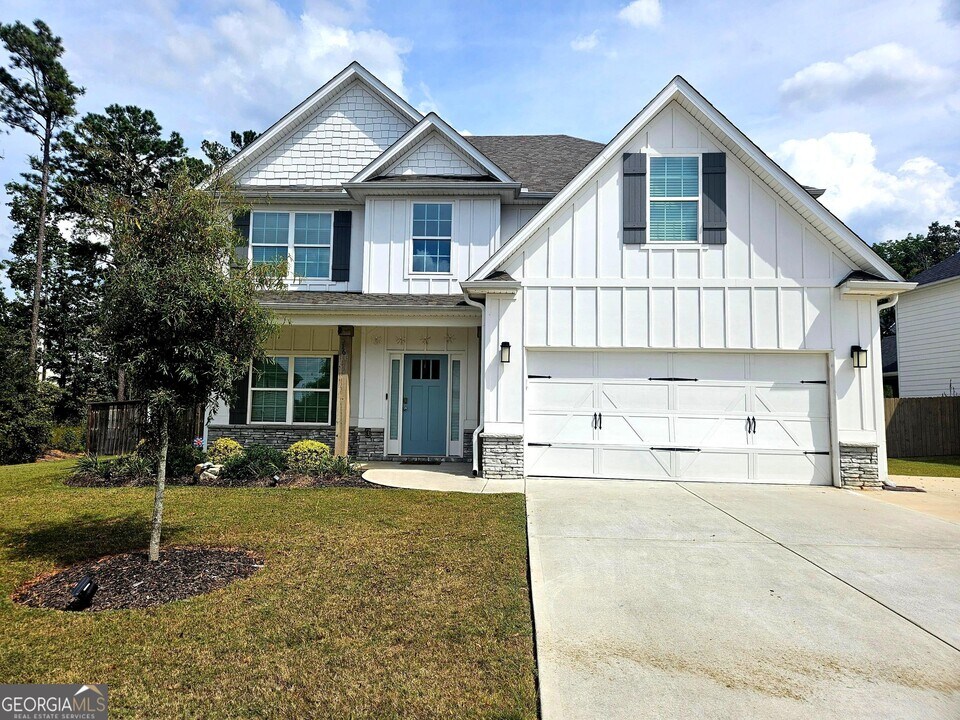 16 Saint Georges Pl in Sharpsburg, GA - Building Photo