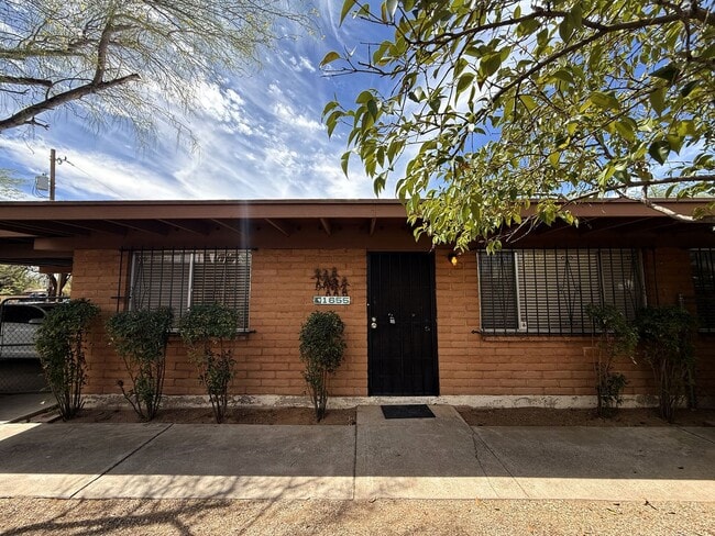 property at 1655 N Van Buren Ave