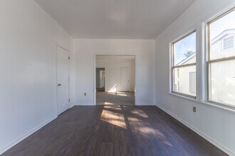 2315 Desire St in New Orleans, LA - Building Photo - Building Photo