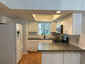 6826 SW Chase Ct in Stuart, FL - Foto de edificio - Building Photo