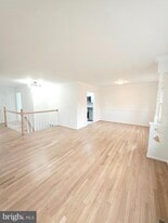 12817 Lampton Ln in Fort Washington, MD - Building Photo