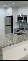 7732 Camino Real in Miami, FL - Building Photo