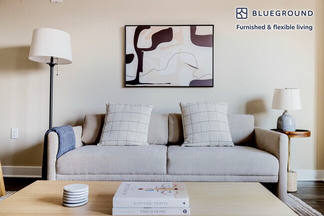 443 New York Ave NW-Unit -FL11-ID924 in Washington, DC - Building Photo - Building Photo