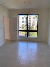 4636 NW 84th Ave in Doral, FL - Building Photo - Building Photo