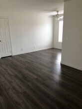 1707 Keeler St, Unit C in Burbank, CA - Foto de edificio - Building Photo