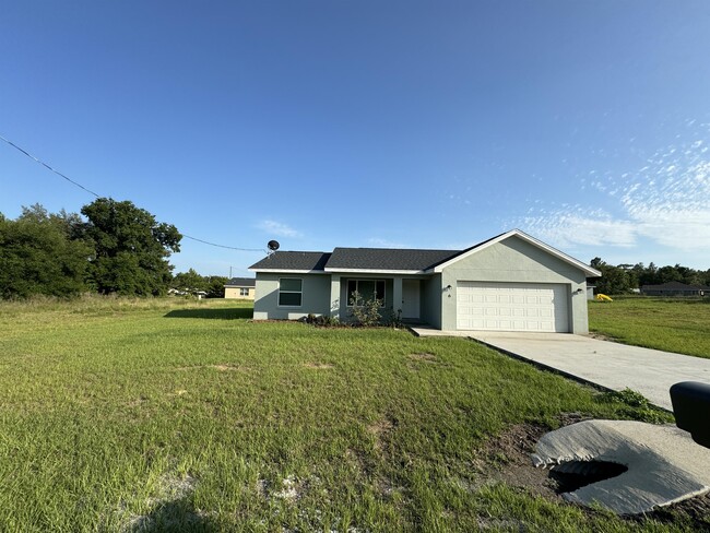 property at 6 Maple Course