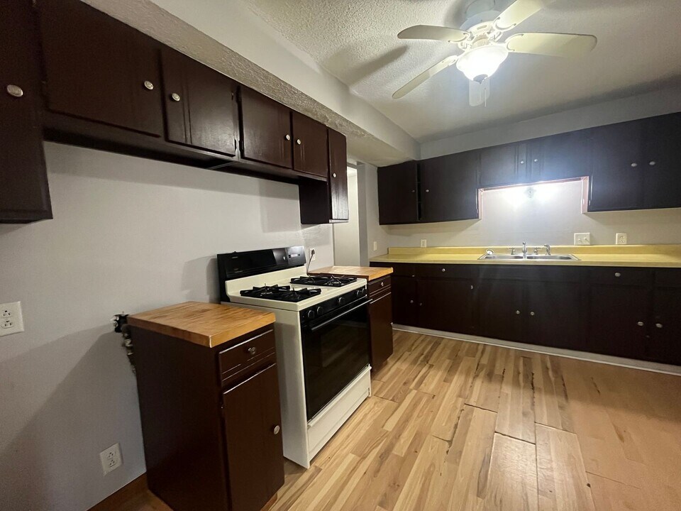 6248-6250 45th St N in Oakdale, MN - Building Photo