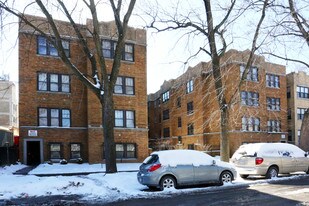 3211-3219 W Belle Plaine Ave Apartments