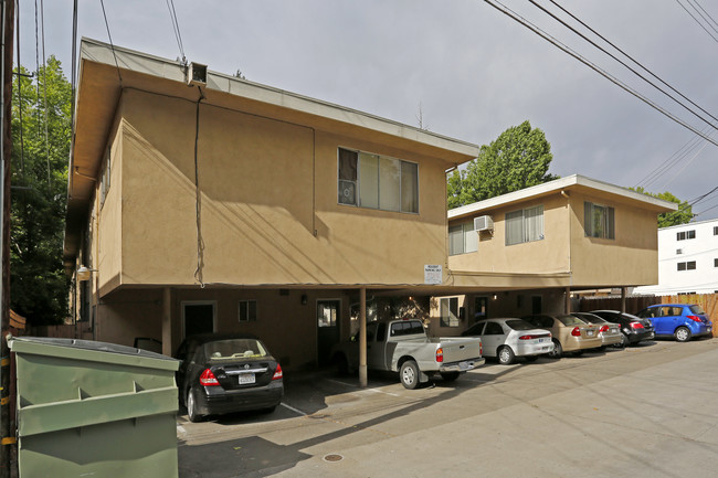 2519-2525 H St in Sacramento, CA - Building Photo - Building Photo