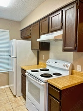 9827-9825 Ardash Ln in San Antonio, TX - Building Photo - Building Photo