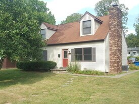 110 N Union St in Bloomington, IN - Building Photo