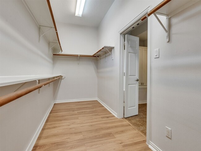 14518 Logan Falls Ln