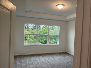 11292 Beach Walk Wy NE in St. Petersburg, FL - Building Photo - Building Photo