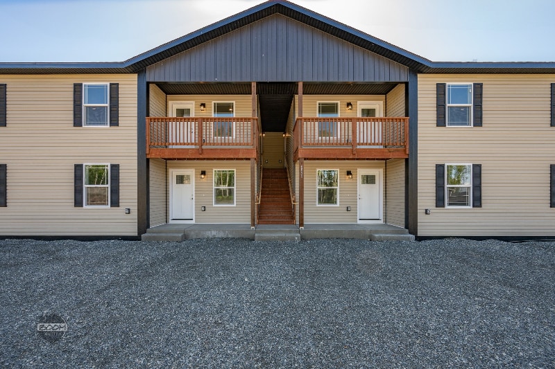 6850 W Lilly Pad Cir in Wasilla, AK - Foto de edificio