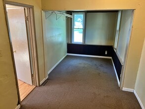 210 6th St in Dassel, MN - Building Photo - Building Photo