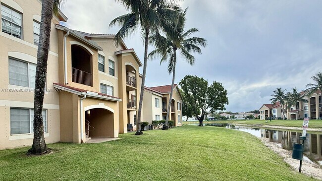 4220 San Marino Blvd in West Palm Beach, FL - Building Photo - Building Photo