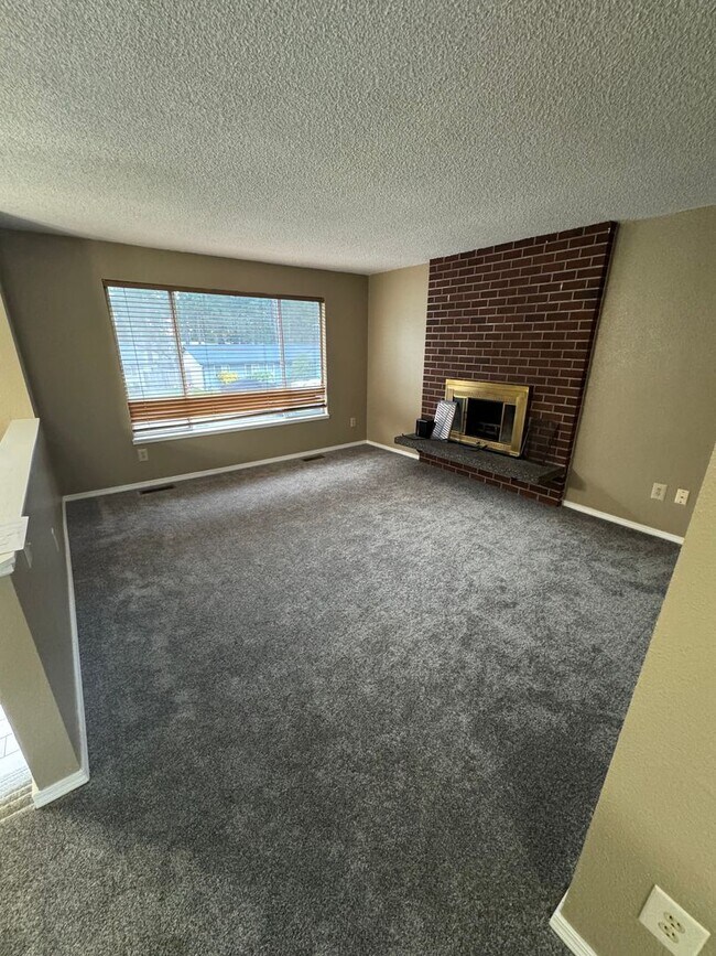 26216 196th Pl in Bothell, WA - Building Photo - Building Photo