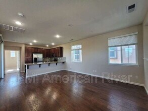 2356 Wharton Ln in Roseville, CA - Building Photo - Building Photo