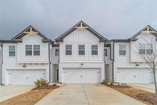 56 Garrison Dr in Winder, GA - Building Photo