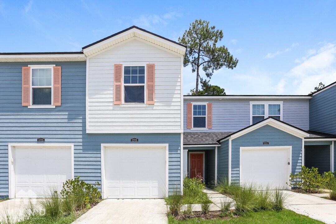 12713 Camden Rd in Jacksonville, FL - Building Photo