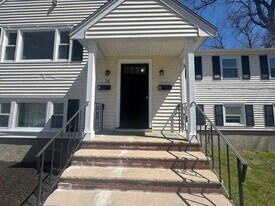 34 Booth St in Quincy, MA - Building Photo