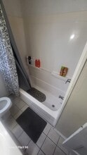 860 Mineral Spring Ave, Unit 2nd floor in Pawtucket, RI - Building Photo - Building Photo