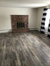 1320 Summers Ln in Klamath Falls, OR - Building Photo - Building Photo