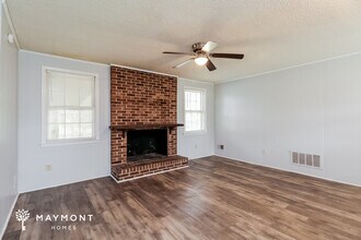 230 Quail Creek Dr in Hopkins, SC - Building Photo - Building Photo