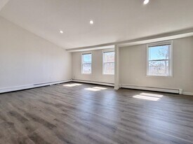 326 5th St in Jersey City, NJ - Building Photo