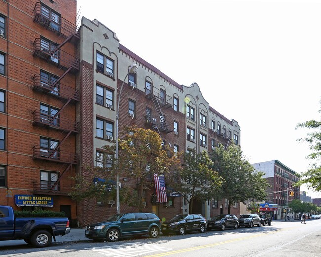 639 W 207th St in New York, NY - Building Photo - Building Photo