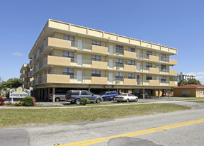 Sun King Apartments