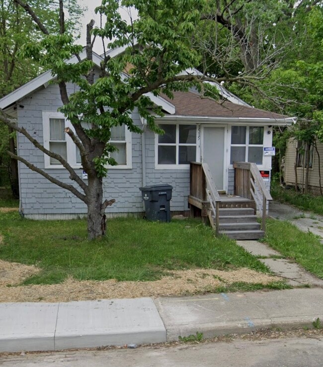 property at 1515 Reed Ave