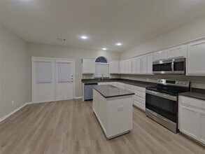 2717 Bull Shoals Dr in Fort Worth, TX - Building Photo - Building Photo