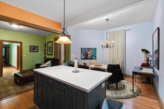 505 W Fullerton Pky, Unit # 01 in Chicago, IL - Building Photo - Building Photo