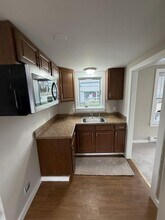 23 Boston Post Rd in Waterford, CT - Building Photo - Building Photo