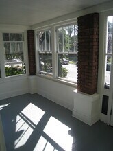 617 21st Ave S in Minneapolis, MN - Foto de edificio - Building Photo