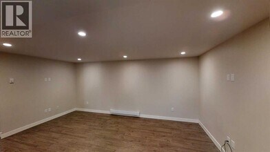 11314-1101A 101A St in Grande Prairie, AB - Building Photo - Building Photo