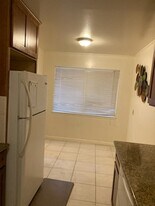 827 El Camino Real, Unit 1 in Burlingame, CA - Building Photo