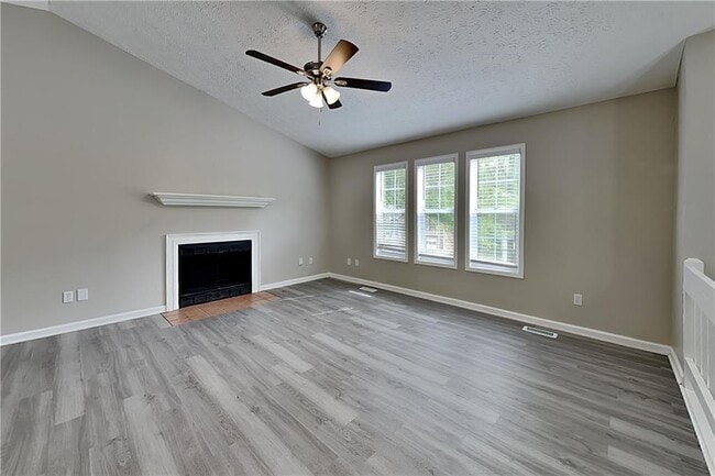 7796 Mountain Creek Way in Douglasville, GA - Building Photo - Building Photo