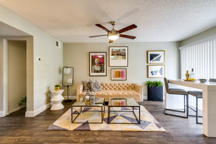 The Landing at East Mil Apartments