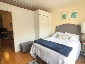 333 E 34th St in New York, NY - Building Photo - Building Photo