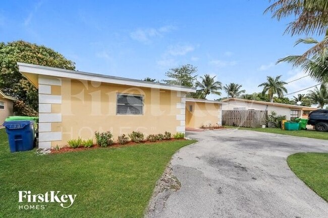 6831 NW 25th Ct in Sunrise, FL - Building Photo - Building Photo