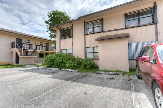property at 2500 W 67th Pl