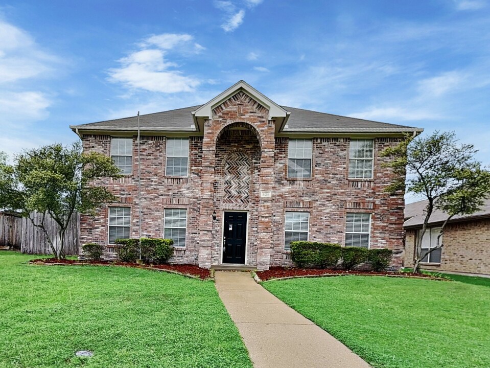 525 Shadow Oaks Ct in Rockwall, TX - Building Photo