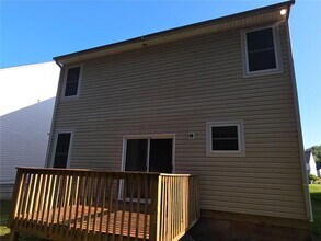 3856 Shenfield Dr in Union City, GA - Building Photo - Building Photo