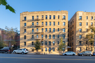 1825 Riverside Dr in New York, NY - Building Photo - Building Photo